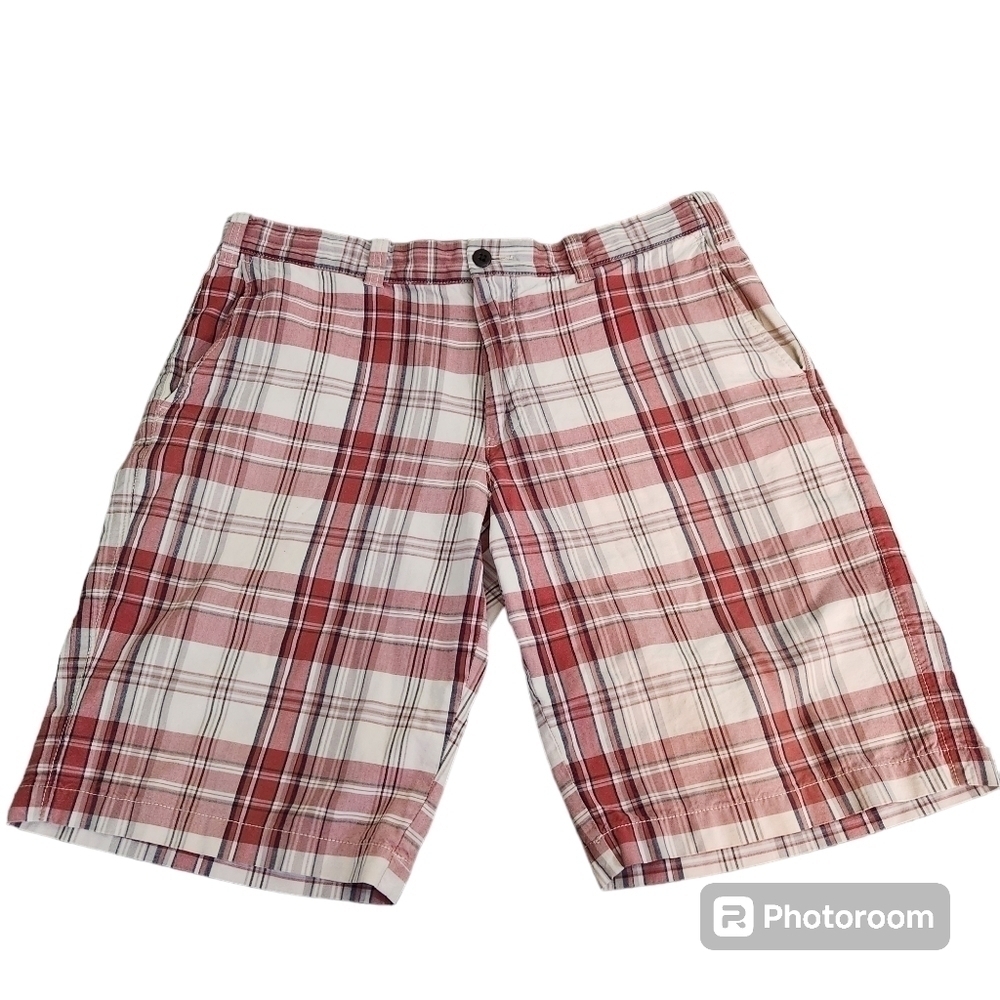 Eddie Bauer Legend Wash Men's Plaid Shorts, sz 36